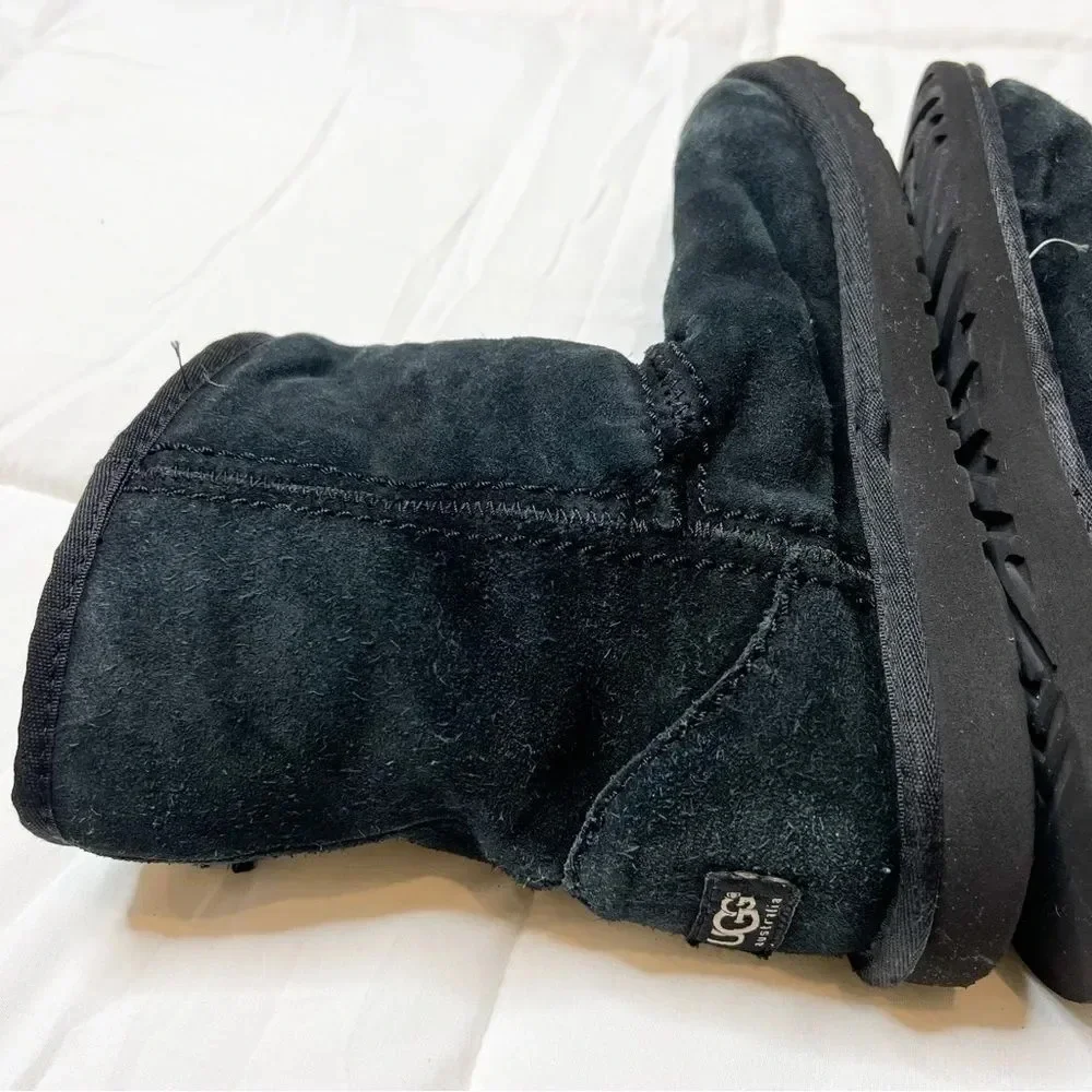 Girl's Ugg Black Suede Tassel Short Boots